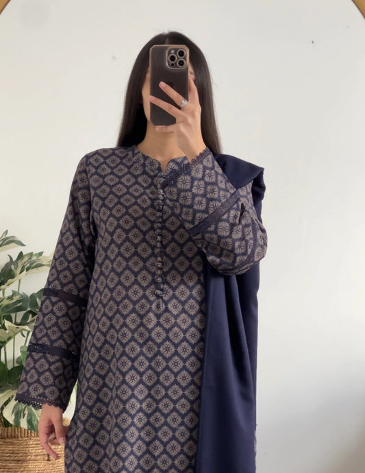 3 Piece - Khaddar Printed Navy Floral Dress with Shalwar